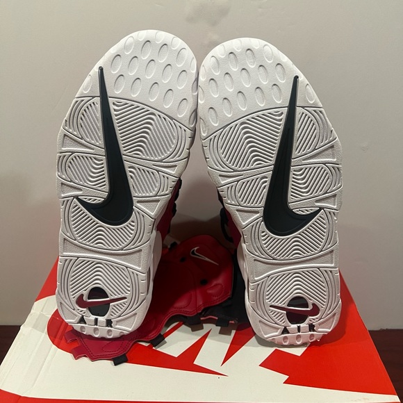 Nike, Air More Money, AJ2998 600, Red, White & Black - Picture 7 of 13